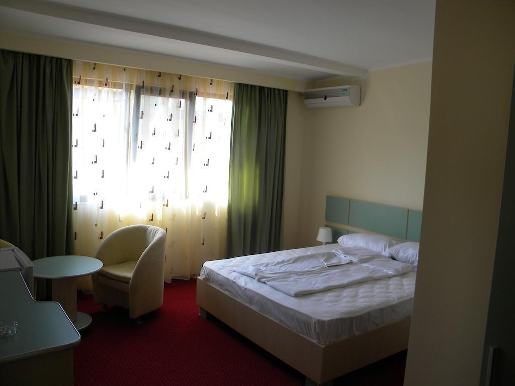 מלון נפטון Vilele Soarelui מראה חיצוני תמונה